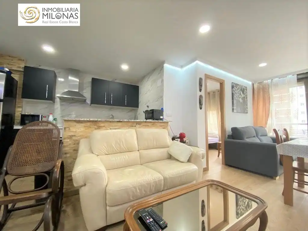 Wohnzimmer von Wohnungen zum Verkauf in Benidorm mit Klimaanlage, Heizung und Möbliert