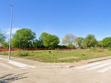 Lands and plots for sale in de Manzanares