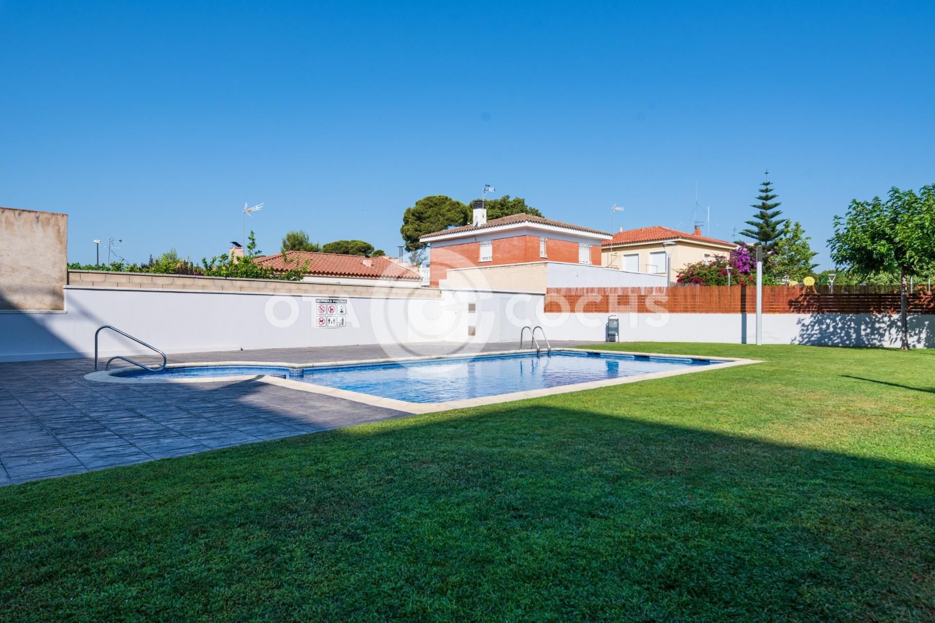 Exterior view of Flat for sale in Reus  with Air Conditioner, Heating and Private garden