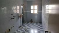 Bathroom of Flat for sale in Algeciras  with Terrace