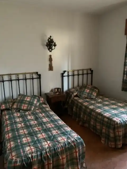 Habitación de Casa o chalet en venta en La Adrada  con Calefacción, Jardín privado y Trastero