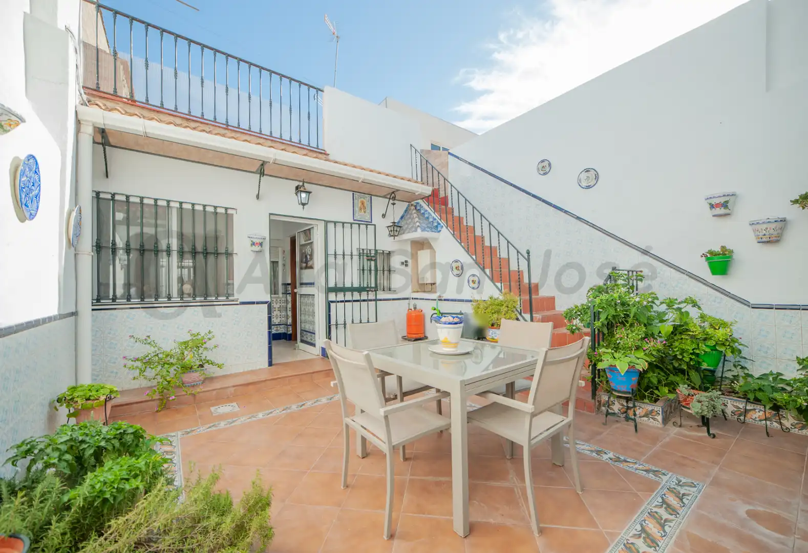 Terraced house for sale in San José de la Rinconada