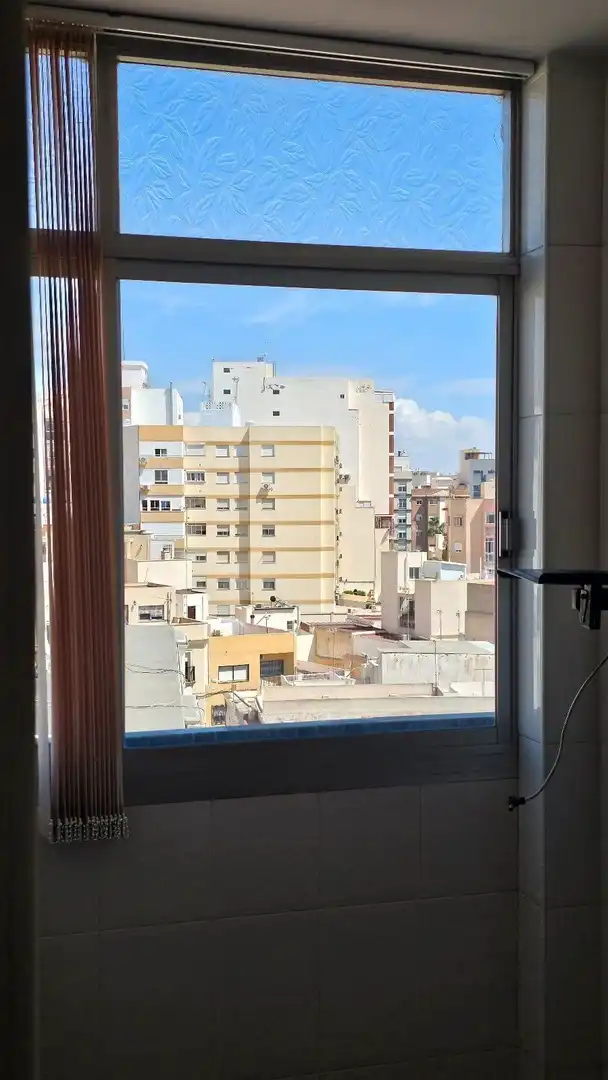 Vista exterior de Pis en venda en Almería