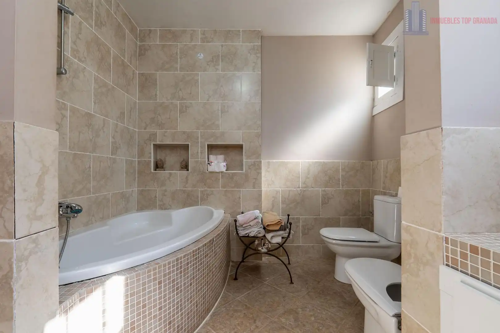 Bathroom of Houses for sale in Cacín
