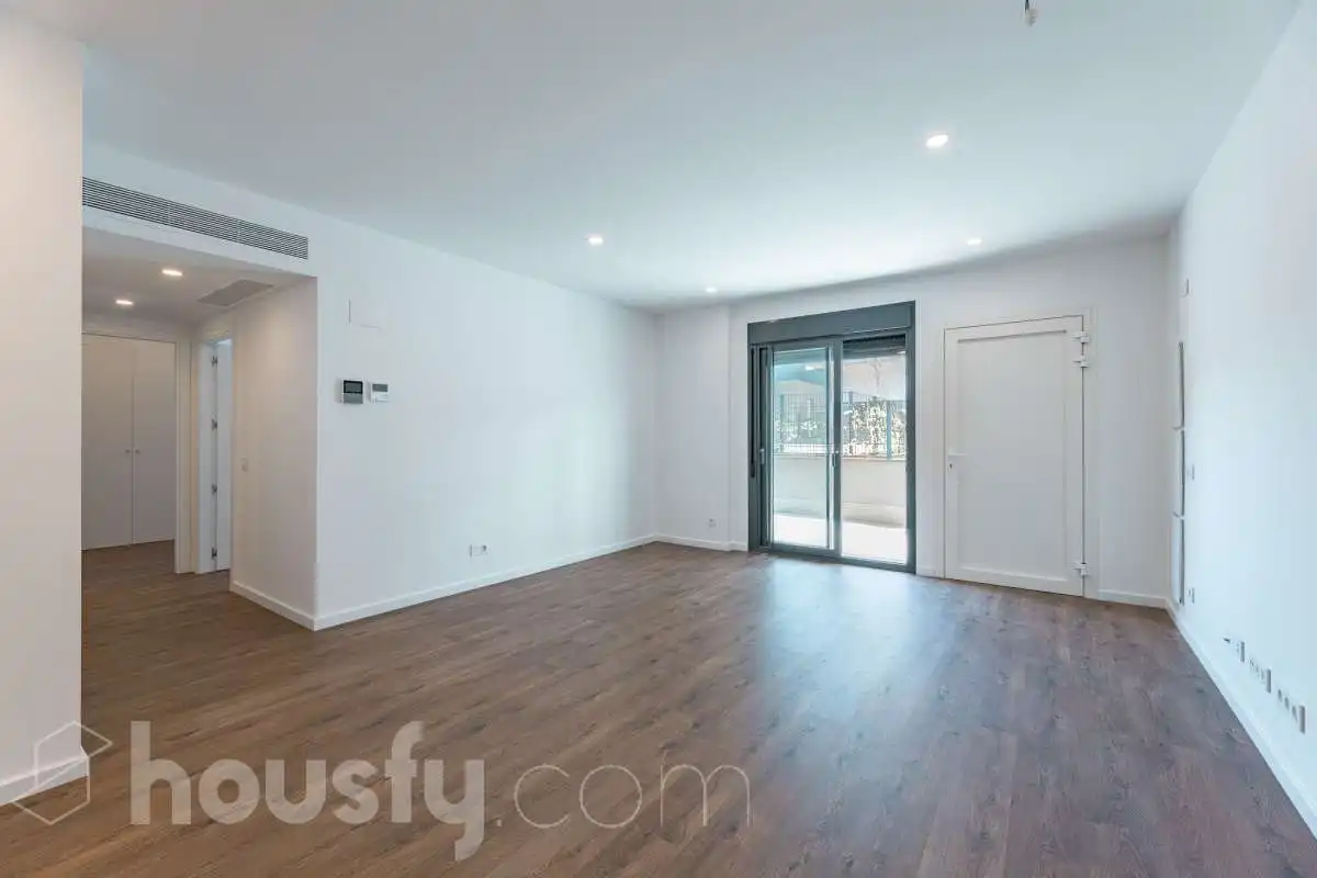 Flat with pool for sale in Gloria fuertes ., imagen 2