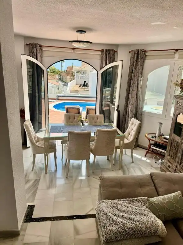 Comedor de Casa o chalet en venta en Almuñécar con Aire acondicionado, Terraza y Piscina