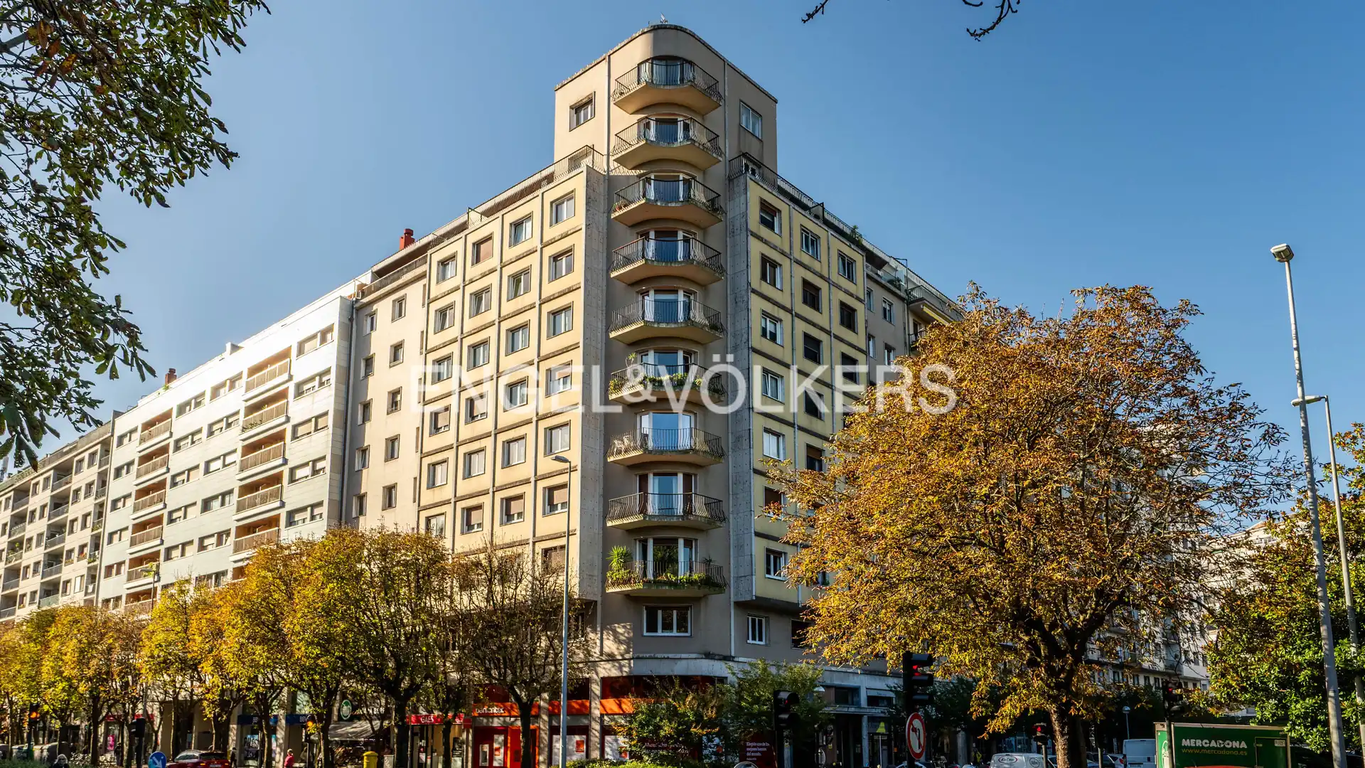 Vista exterior de Piso en venta en Donostia - San Sebastián  con Calefacción, Parquet y Trastero