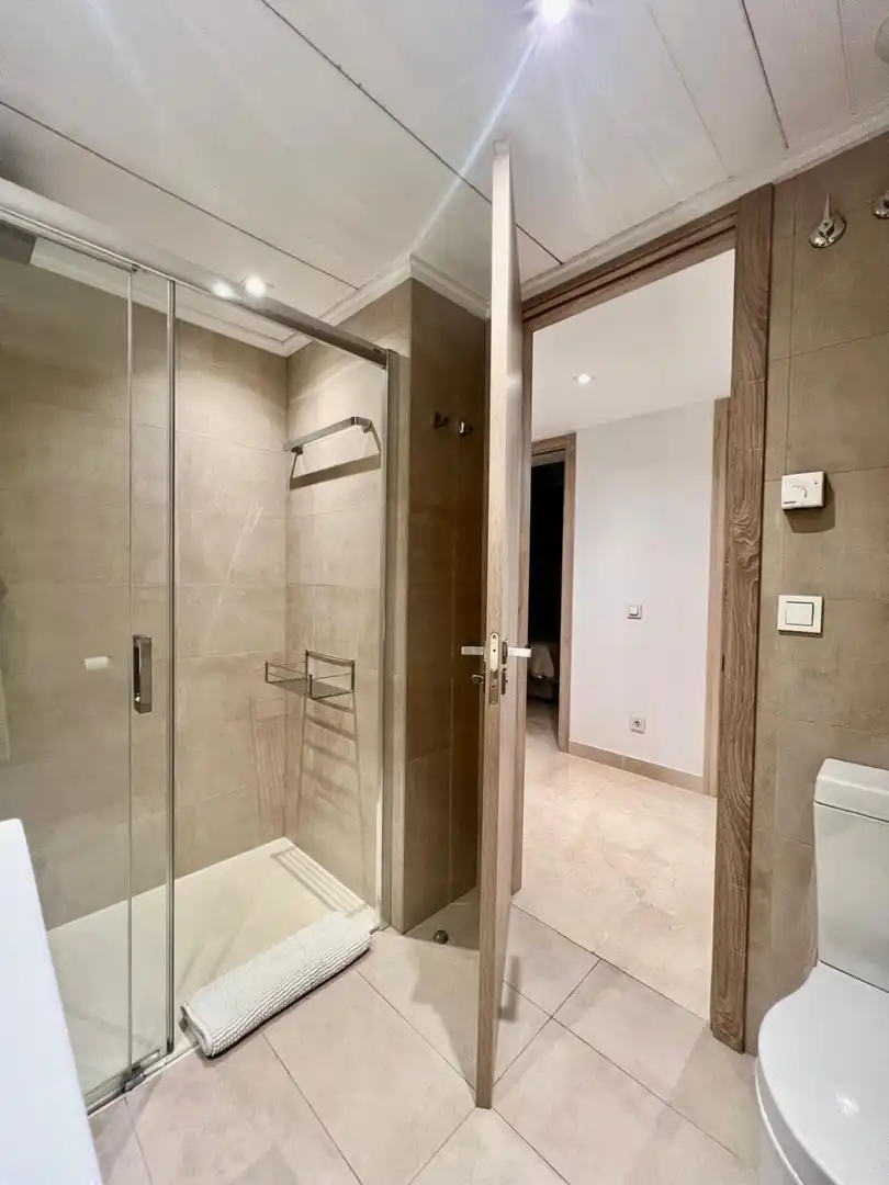 Bathroom of Apartments for rent in Marbella  with Air Conditioner, Heating and Furnished