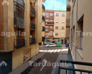 Vista exterior de Pis en venda en Salamanca Capital amb Balcó