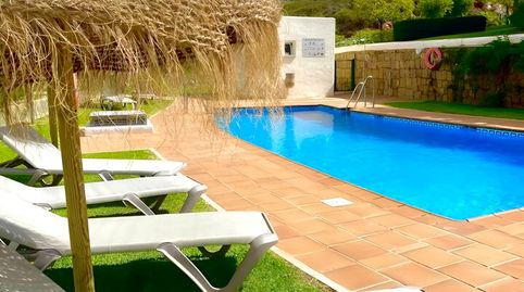 Foto 2 de Apartamento de alquiler en Elviria, Marbella