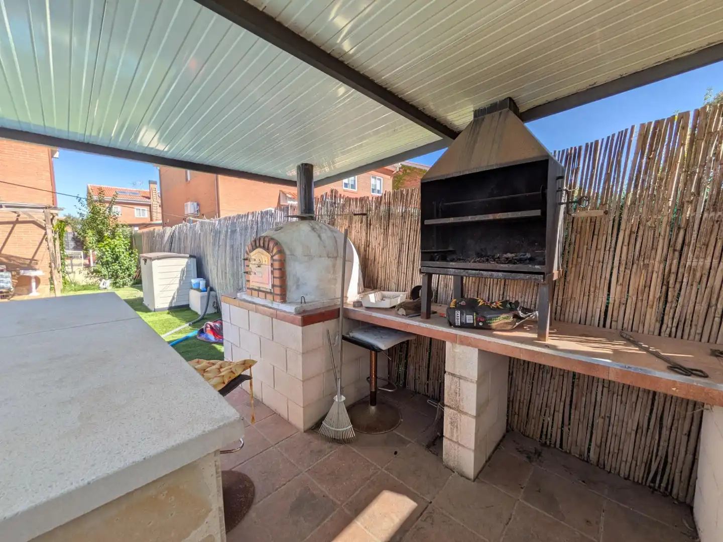 Semi-detached house with pool for sale in Pioz, imagen 6