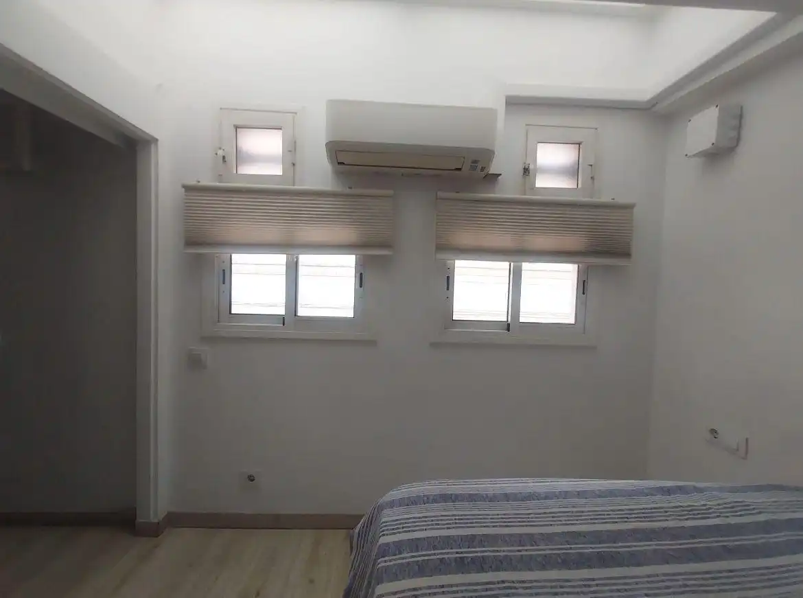 Bedroom of Houses for sale in Barcelona  with Air Conditioner, Heating and Parquet flooring