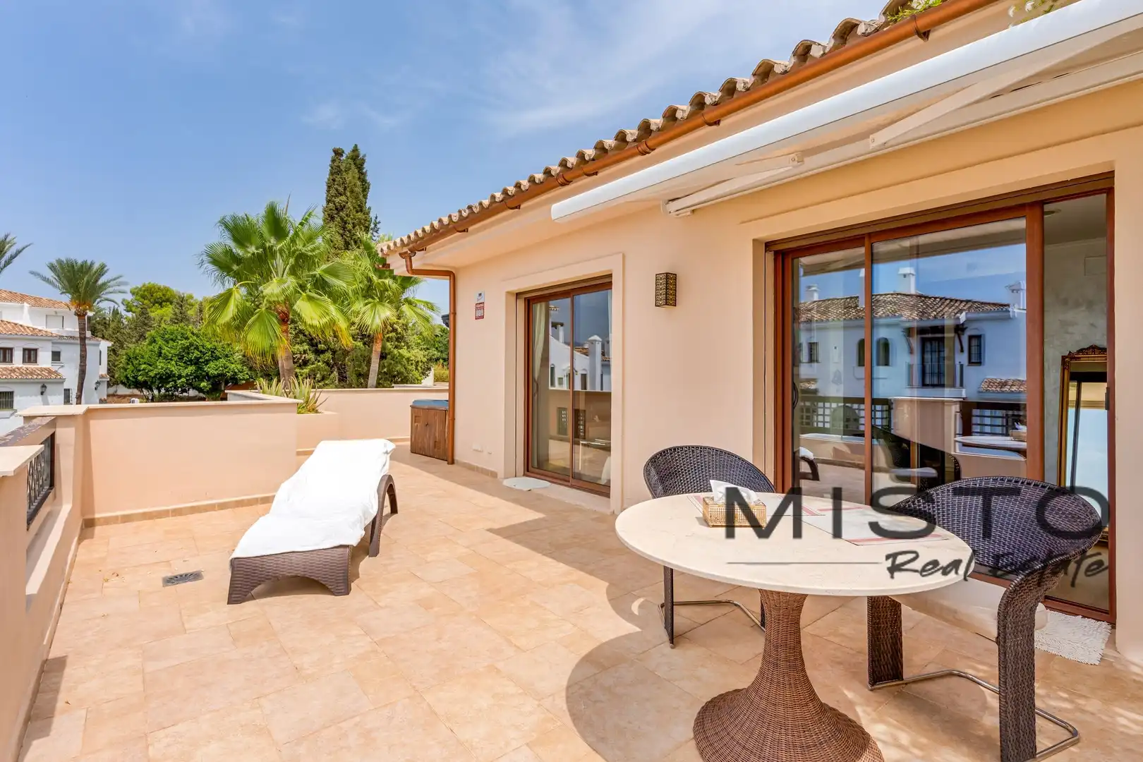 Piso con ascensor en venta en CL ADELFAS  Es: Pl: Pt: MEDINA DE BANUS  MARBELLA (MÁLAGA), imagen 2
