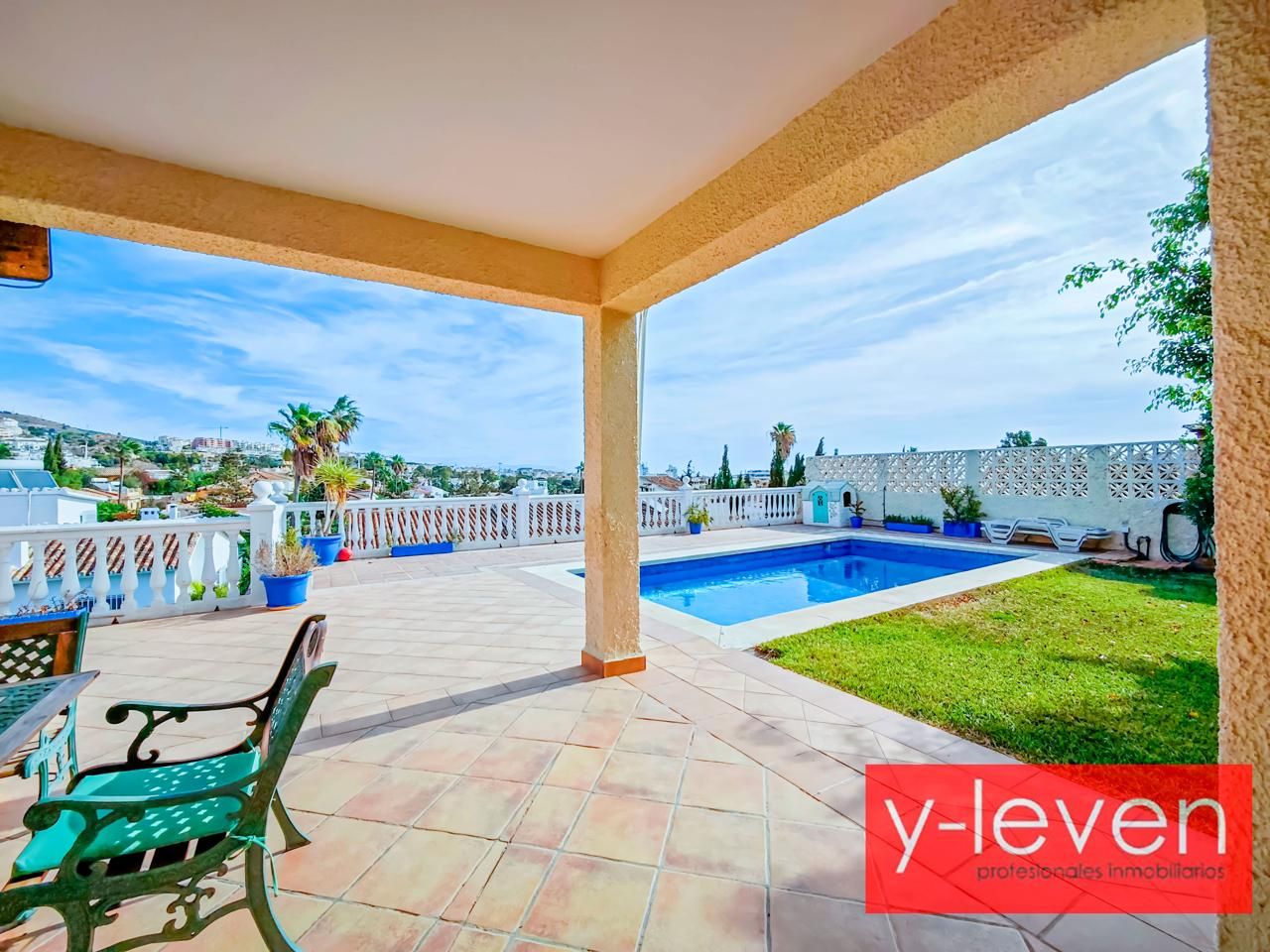 Garden of House or chalet for sale in Benalmádena  with Air Conditioner, Private garden and Terrace