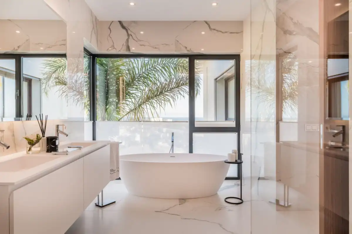 Casa amb piscina en venda a Estepona Pueblo, imagen 3
