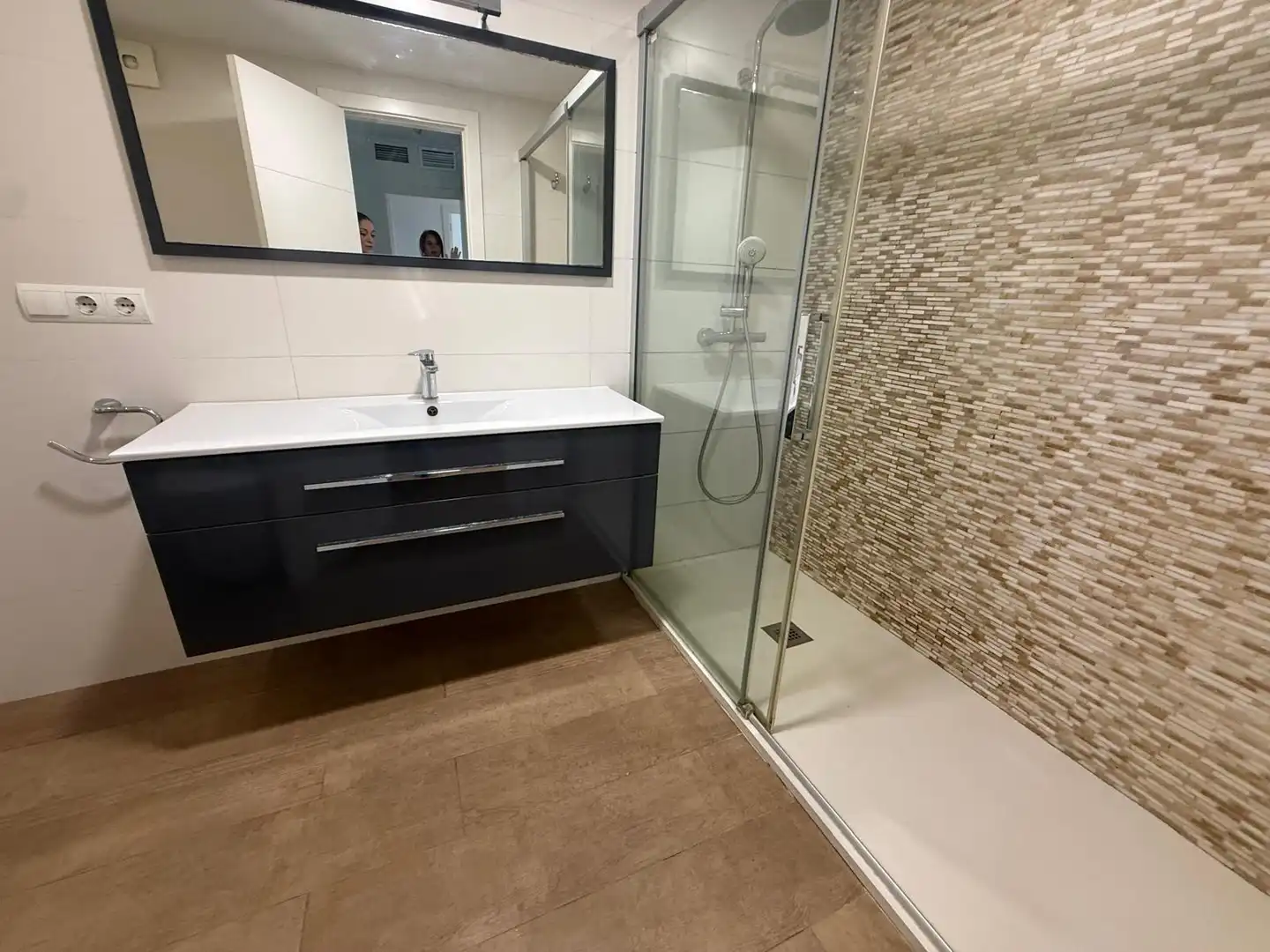 Badezimmer von Wohnung zur Miete in Garbinet - Vistahermosa