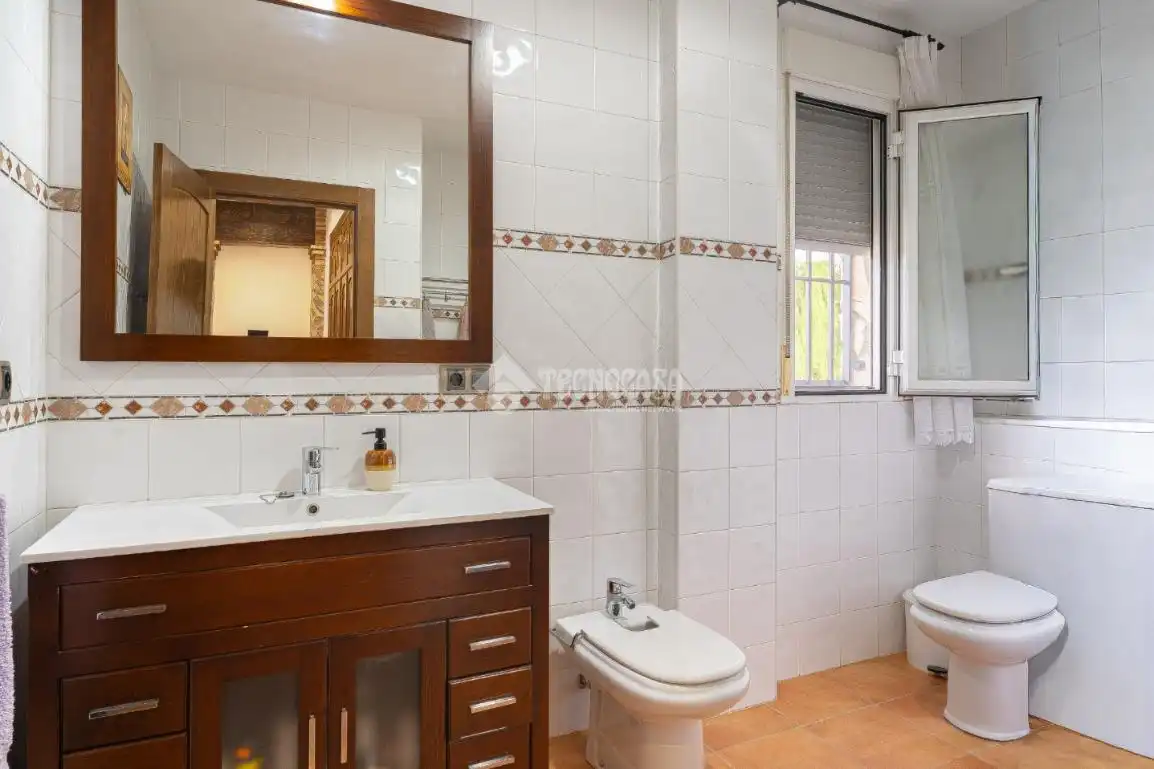 Baño de Finca rústica en venta en Torreperogil con Aire acondicionado y Calefacción