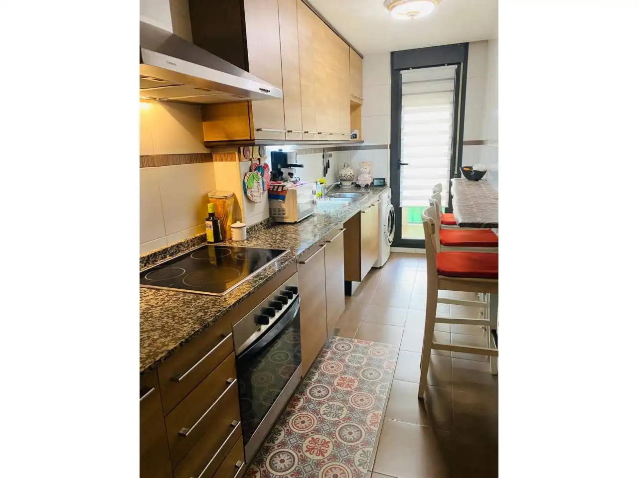 Cocina de Piso en venta en Monzón con Calefacción, Parquet y Balcón