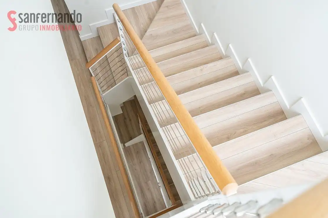 Casa adosada en venta en Santa Cruz de Bezana con Calefacción, Jardín privado y Terraza
