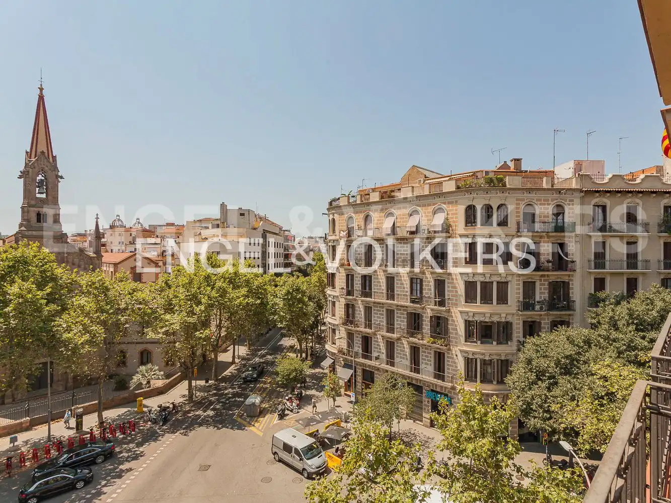 Außenansicht von Wohnung zum Verkauf in Eixample