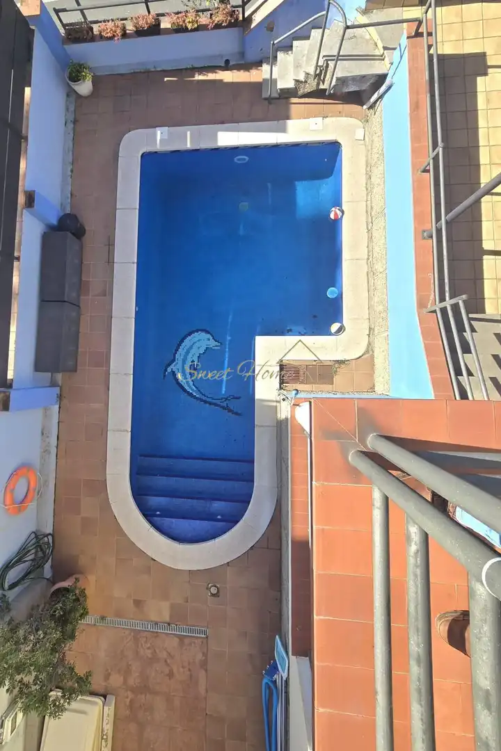 Piscina de Casa o chalet en venta en El Masnou con Aire acondicionado, Calefacción y Jardín privado