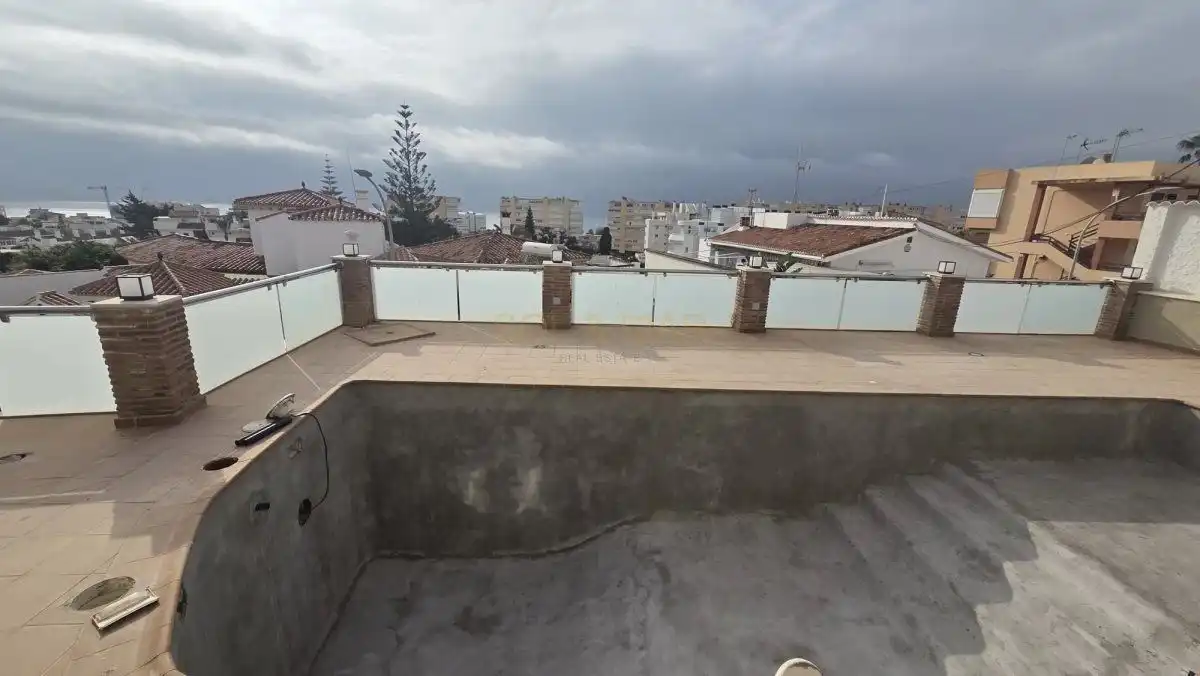 Dúplex amb terrassa en venda a Montemar, imagen 53