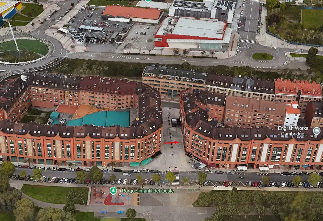 Exterior view of Commercial properties for sale in Oviedo 