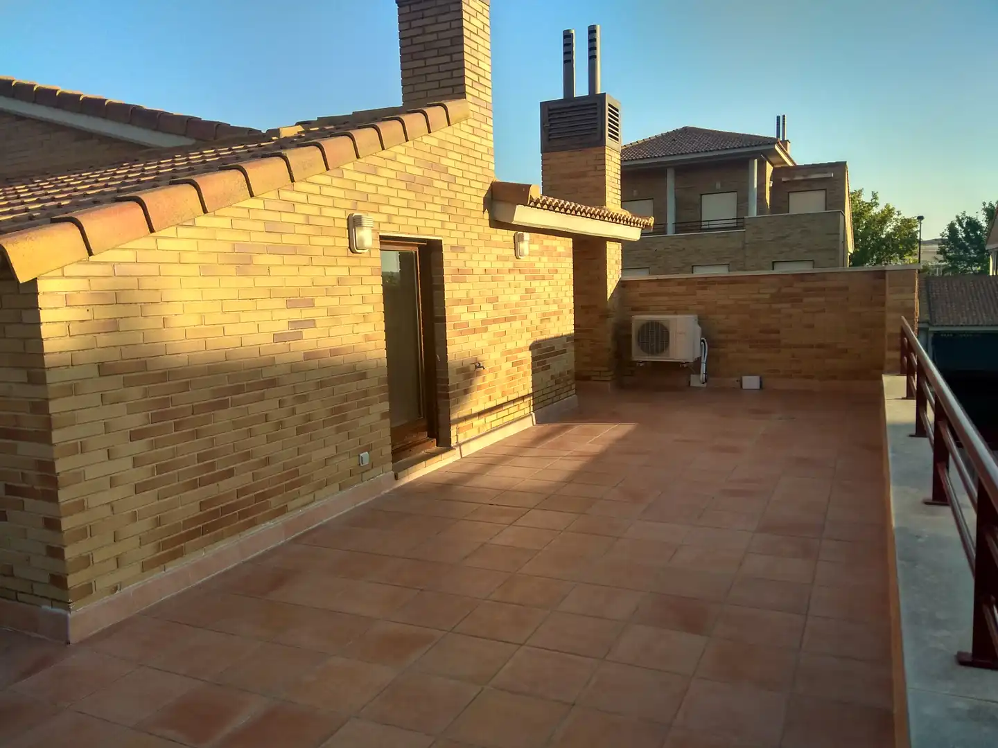Terrace of Houses for sale in Zaragoza  with Air Conditioner, Private garden and Parquet flooring