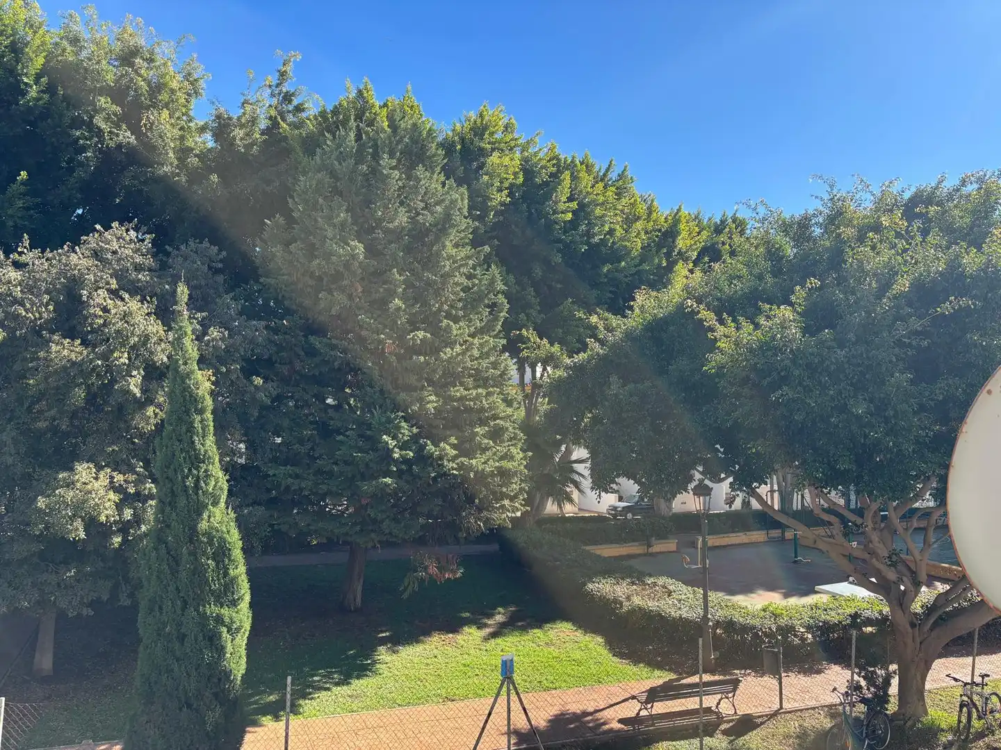Exterior view of Ground floor for sale in Estepona  with Terrace, Swimming Pool and Community pool