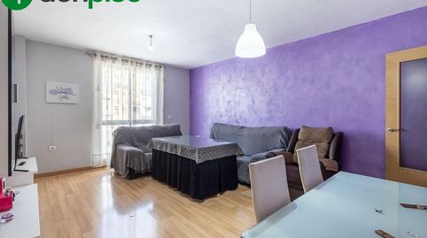Foto 3 de Piso en venta en Avenida Avenida Estación, Atarfe, Granada