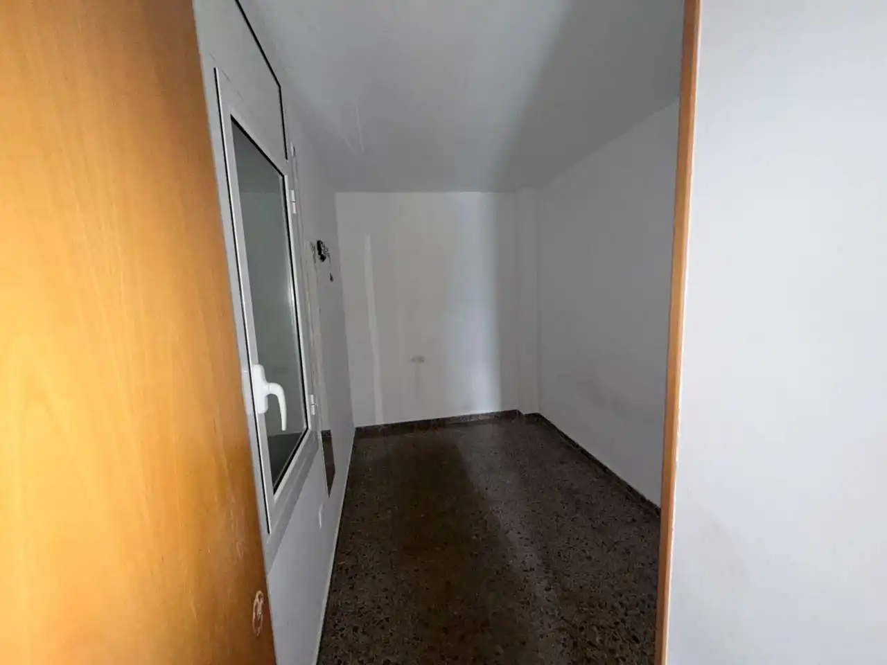 Piso en venta en Terrassa con Parquet y Balcón