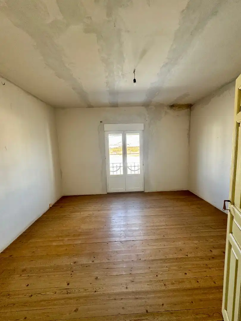 Dormitori de Casa o xalet en venda en Cervatos de la Cueza amb Calefacció, Jardí privat i Terrassa