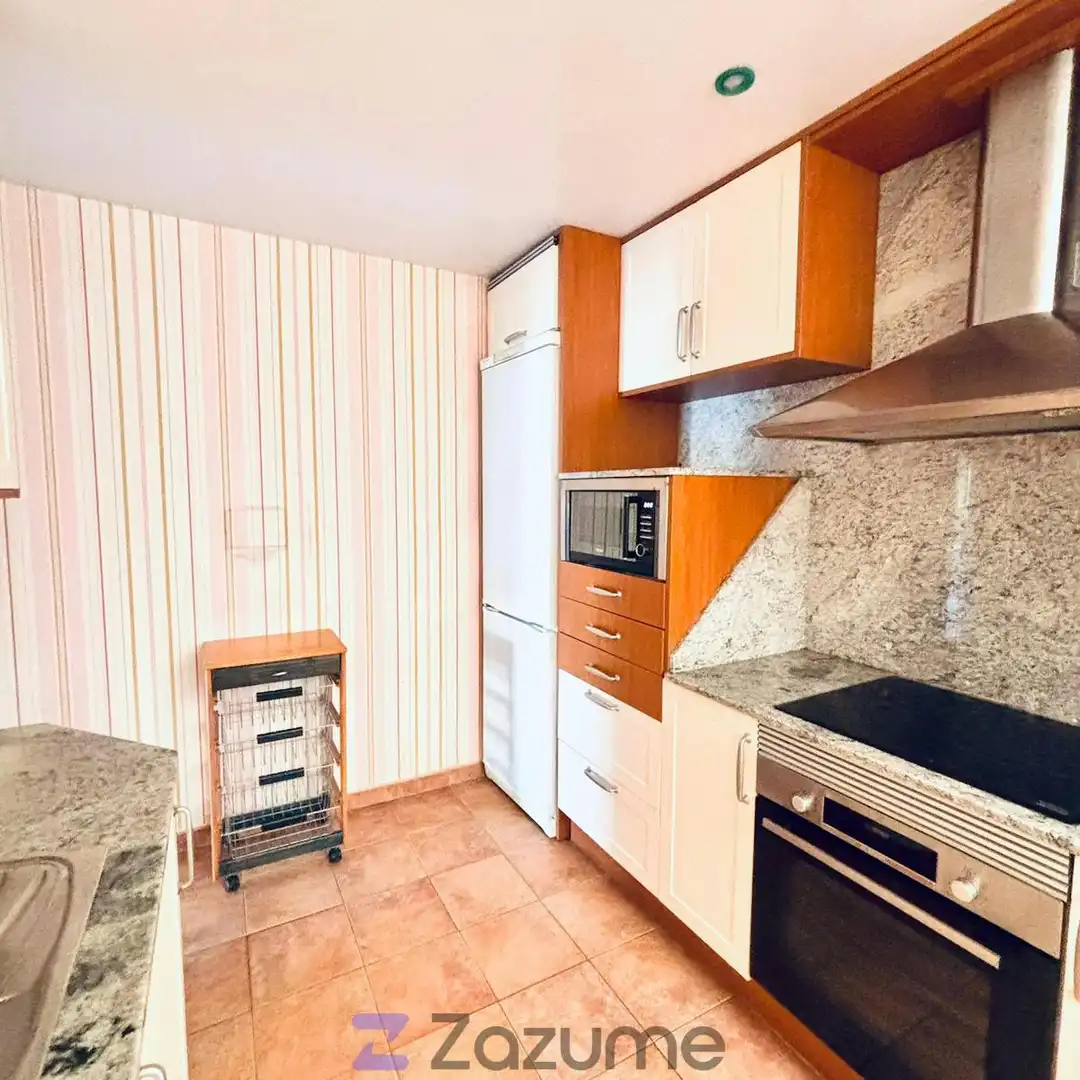 Cocina de Apartamento de alquiler en Zaragoza con Aire acondicionado, Calefacción y Parquet