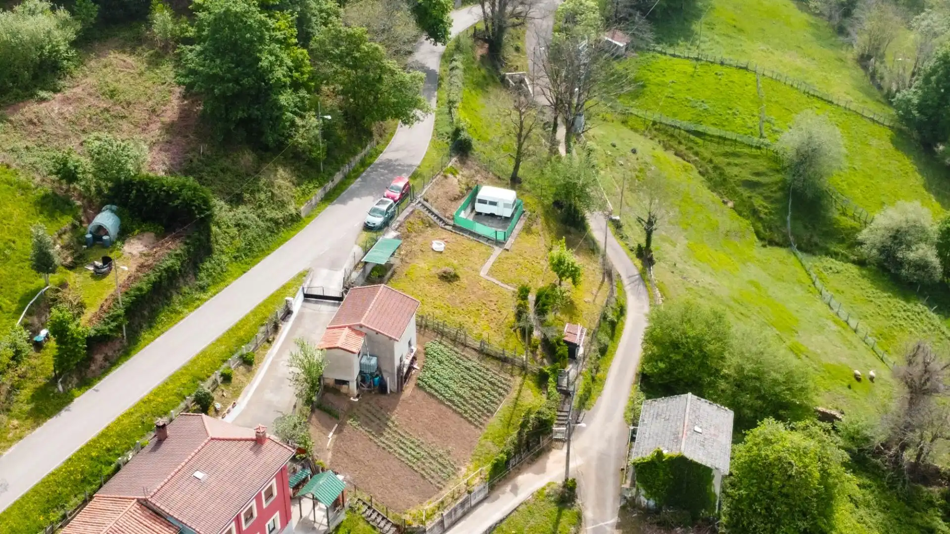 Casa adosada en venta en Laviana con Jardín privado y Amueblado