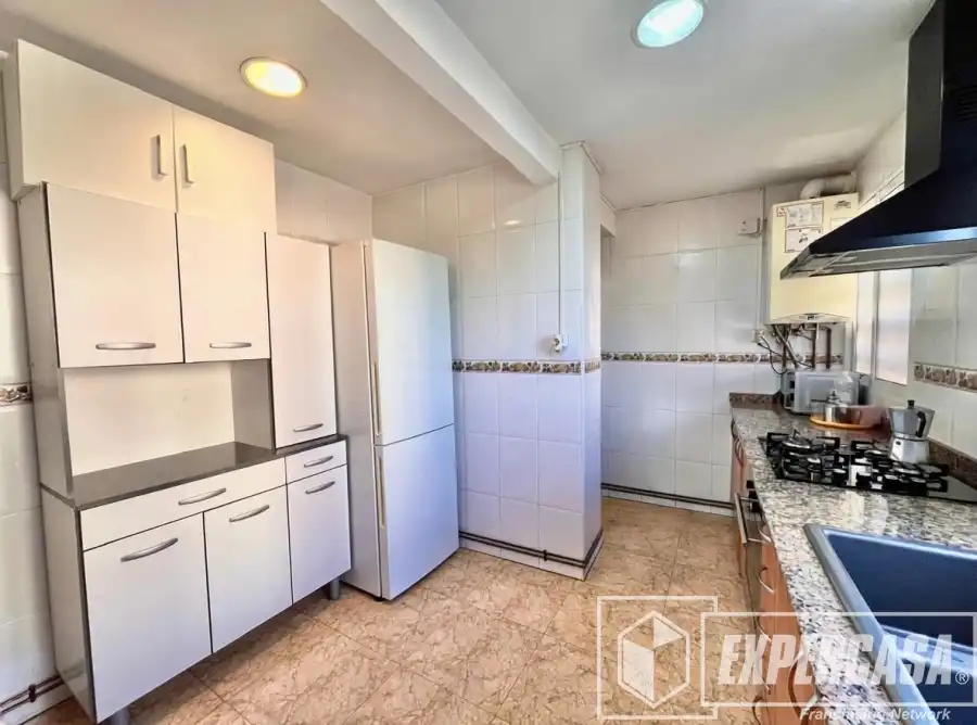 Cocina de Piso en venta en Valencia con Calefacción