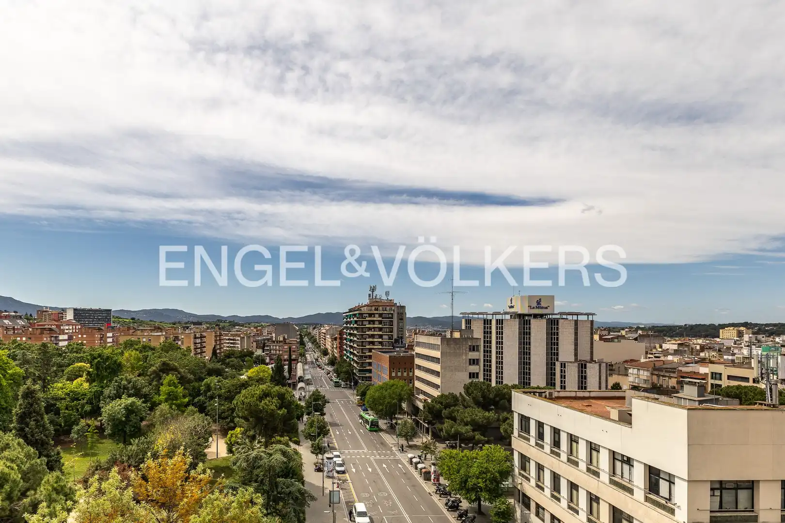 Vista exterior de Piso en venta en Granollers con Calefacción, Parquet y Terraza
