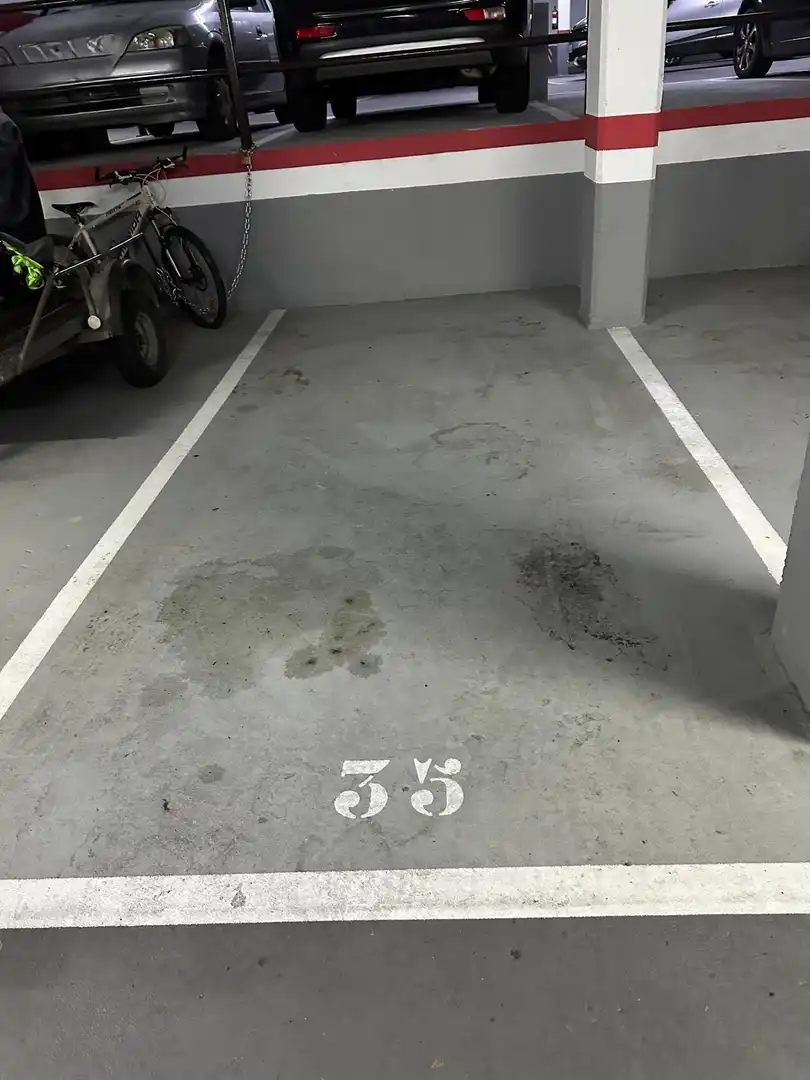 Parking de Garaje en venta en Badalona