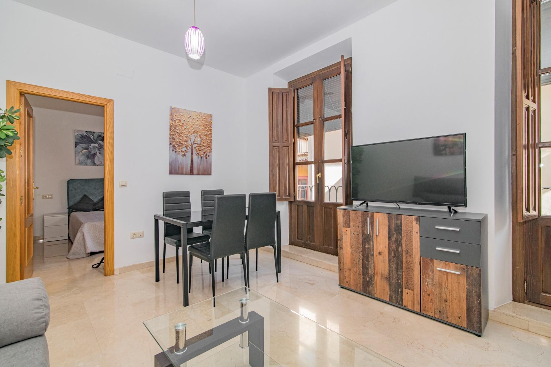 Sala d'estar de Apartament en venda en  Granada Capital amb Calefacció i Balcó