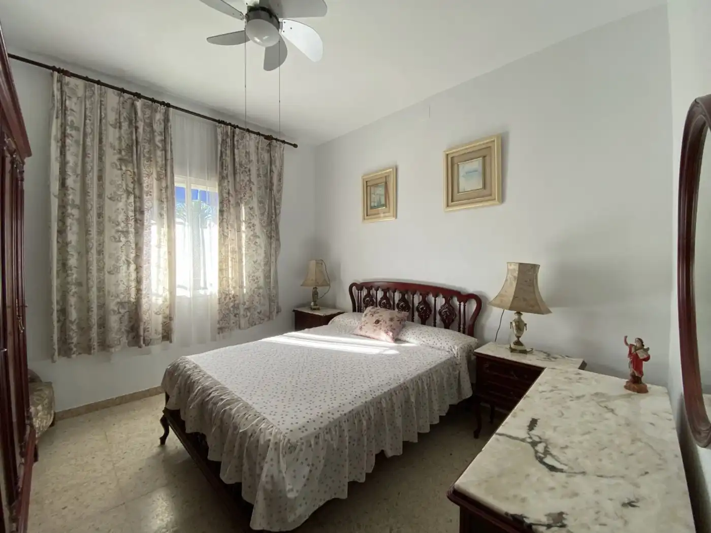 Habitación de Casa o chalet en venta en Valverde del Camino con Calefacción, Piscina y Amueblado