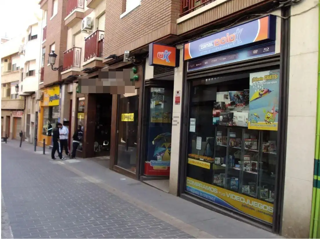 Local comercial en venta en Valdepeñas, imagen 3