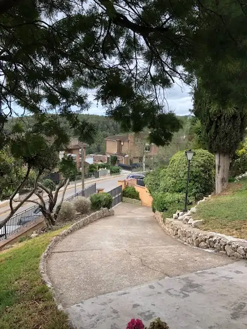 Vista exterior de Casa o xalet en venda en La Palma de Cervelló amb Aire condicionat, Calefacció i Jardí privat