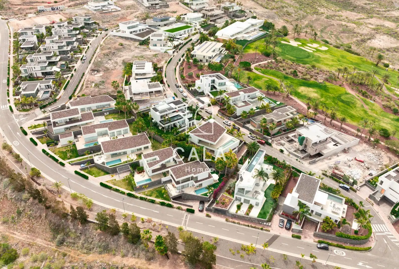 Vista exterior de Casa o xalet en venda en Guía de Isora amb Aire condicionat, Calefacció i Terrassa