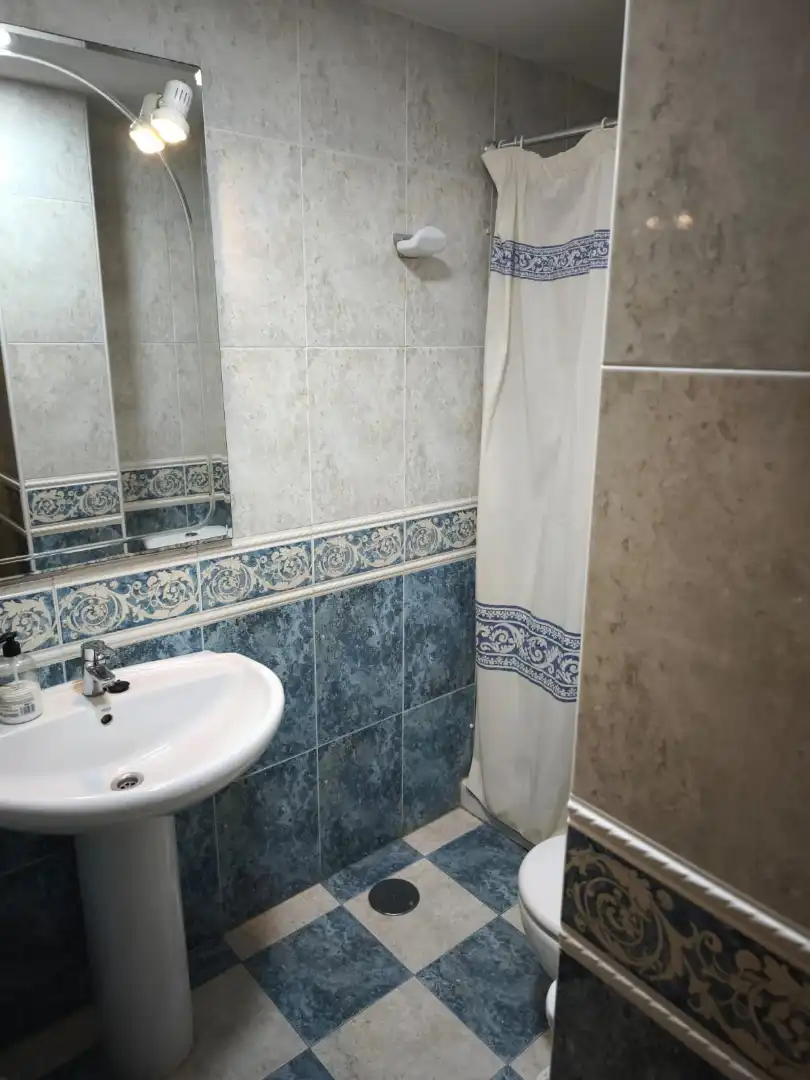 Baño de Piso en venta en Melilla con Aire acondicionado, Amueblado y Balcón