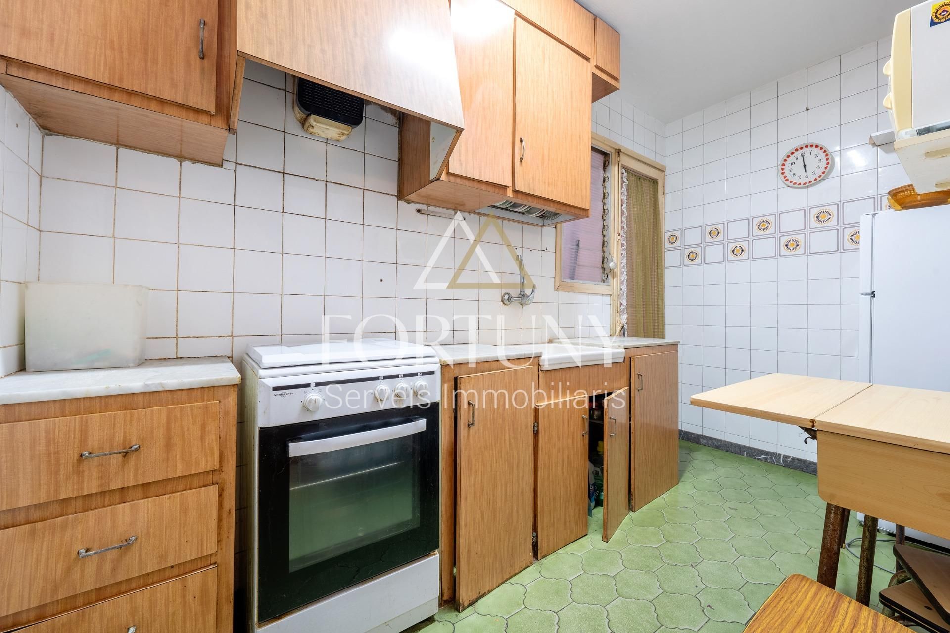 Kitchen of Flat for sale in Reus  with Balcony