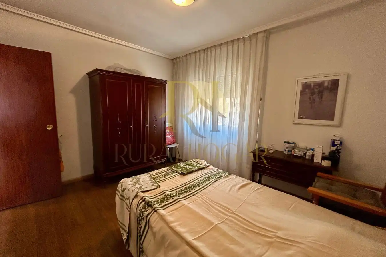 Dormitori de Casa o xalet en venda en Torre del Bierzo amb Terrassa i Moblat