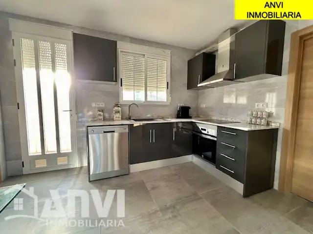 Casa amb terrassa en venda a Vilamarxant, imagen 6