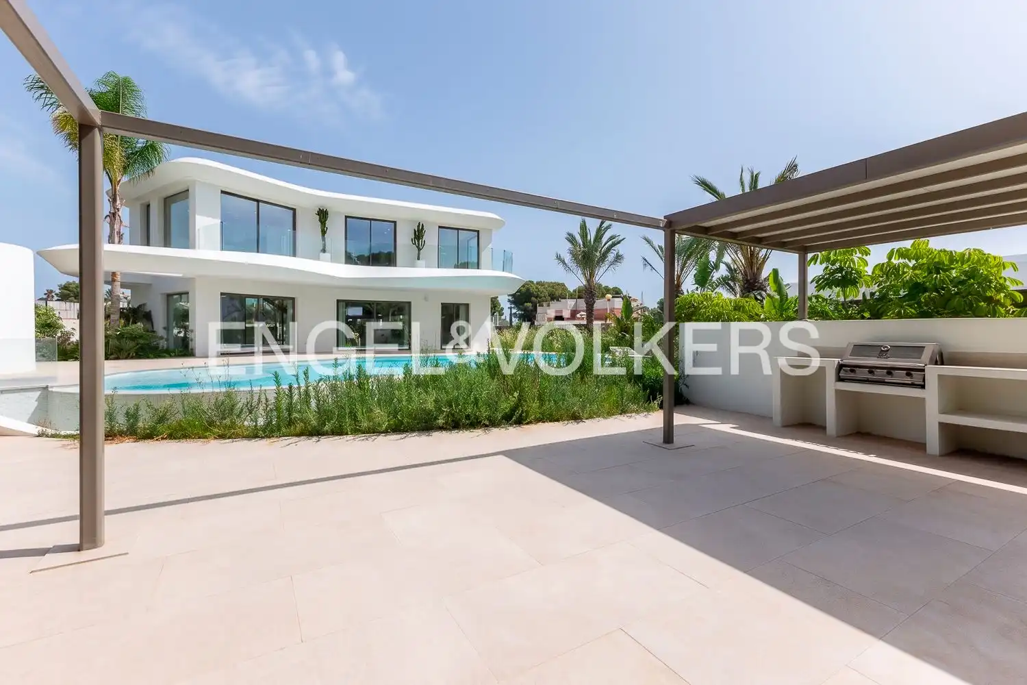 Vista exterior de Casa o xalet en venda en Jávea / Xàbia amb Aire condicionat, Calefacció i Jardí privat