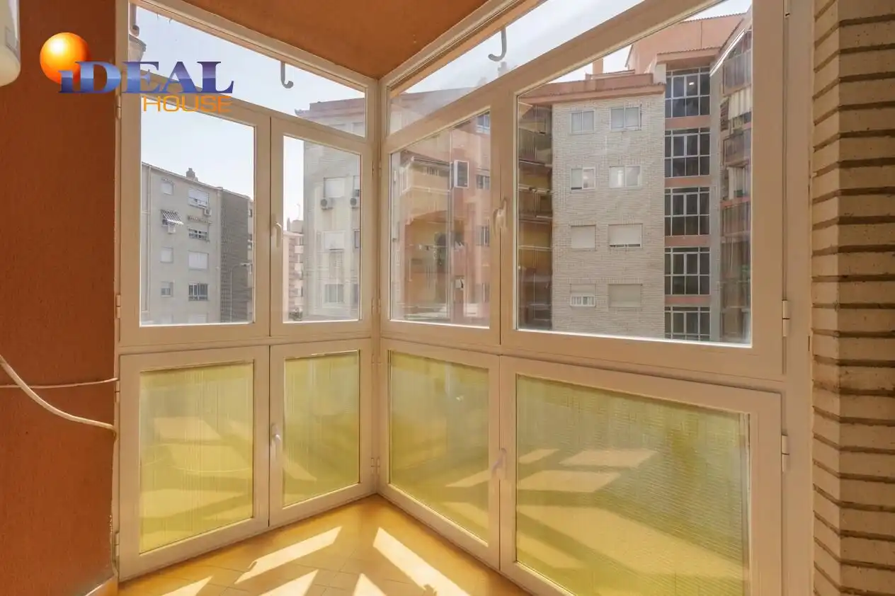 Terrassa de Pis en venda en Granada amb Aire condicionat, Terrassa i Balcó