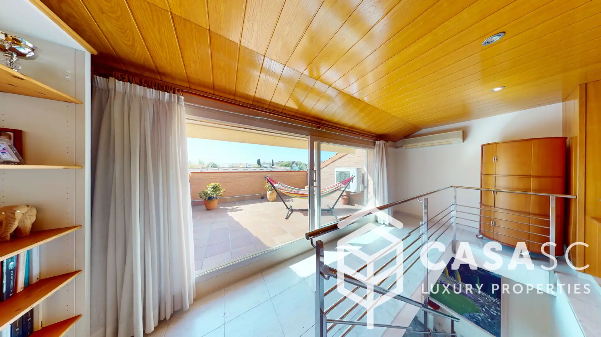 Terrace of Attic for sale in Sant Cugat del Vallès  with Air Conditioner, Heating and Parquet flooring