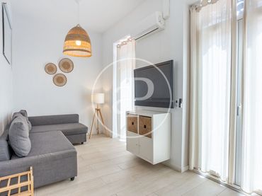 Flat with balcony for sale in Carrer del Duc